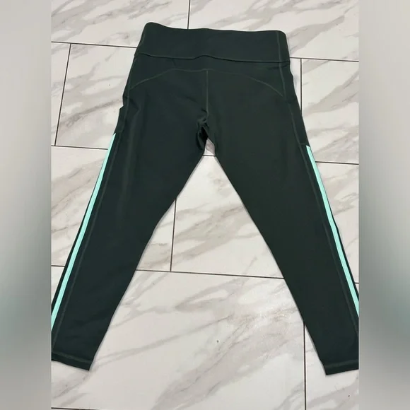 Green adidas 3-stripe leggings, SIZE: L - Picture 7 of 8
